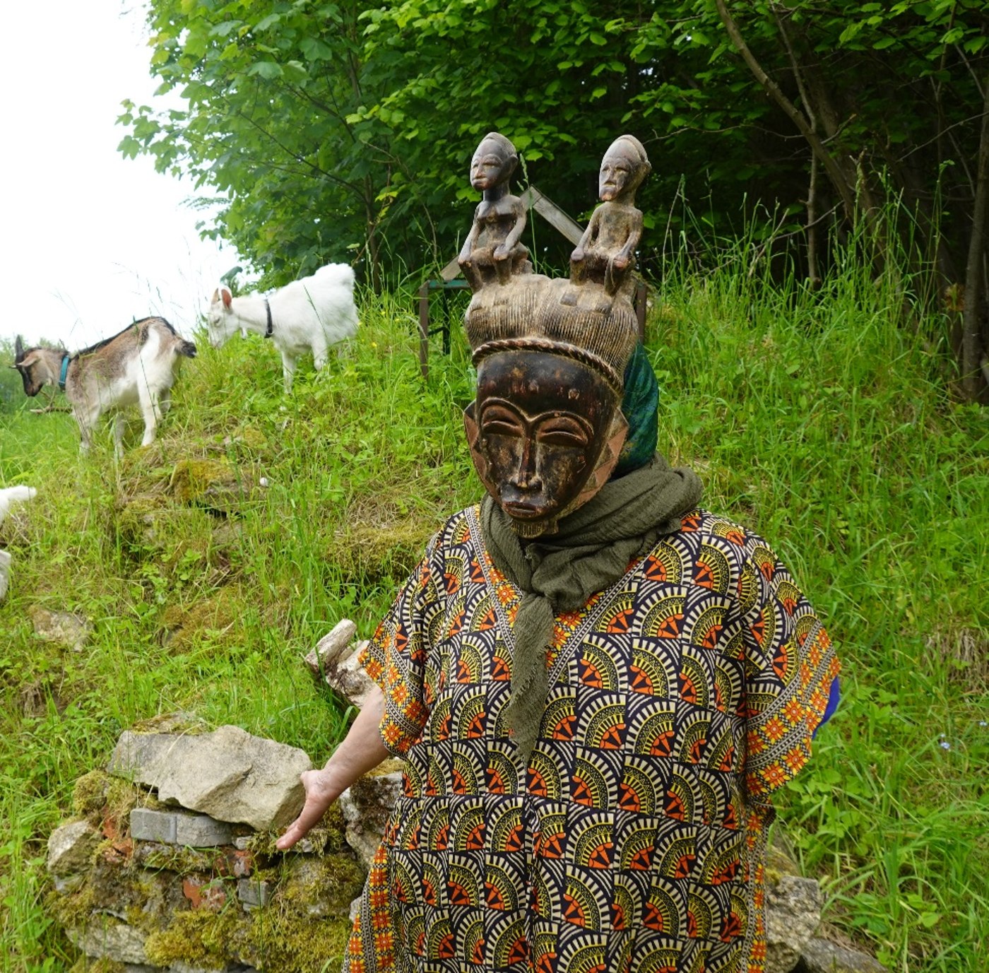 Mask being of Nemoland